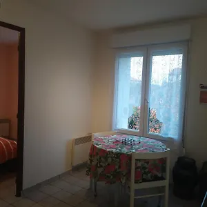 Appartement Chez Fabienne T1, Le Breuil-sur-Couze