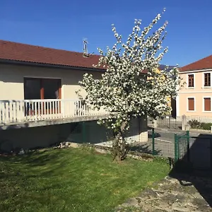 Hébergement de vacances Maison Entière Au Pied Du Plateau Du Retord 2 Sdb - Vouvray, Ochiaz